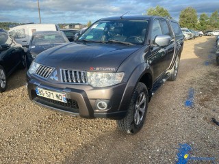 MITSUBISHI L200 III 2.5 DID 180 5 Places