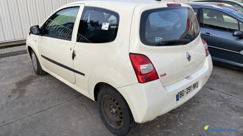 renault-twingo-2-phase-1-12333142-big-1