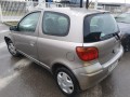 toyota-yaris-1-small-7