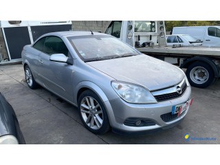 Opel Astra H Twintop Cabriolet - 1.9CDTi 16V 150Cv - Cosmo Edition