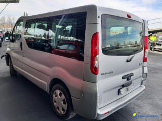 RENAULT TRAFIC PASSENGER 2.0 DCI 115 Réf : 318367