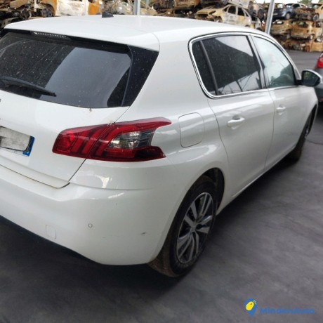 peugeot-308-ii-12i-ptech-110-allure-essence-big-1