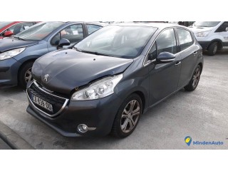 PEUGEOT  208  CQ-838-QQ