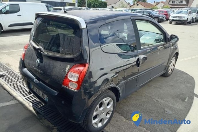 renault-twingo-12i-100cv-gt-ref-66900-big-3