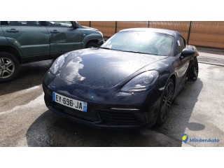 PORSCHE   718 CAYMAN   EY-696-JA