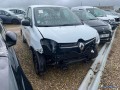 renault-twingo-iii-ze-42-small-3