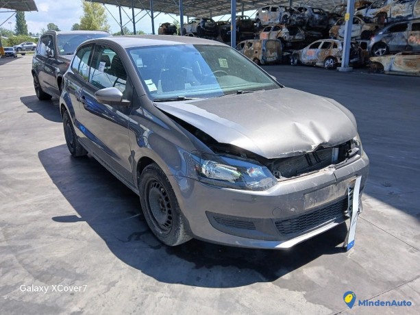 volkswagen-polo-v-6r-12-tdi-75-gazole-big-3