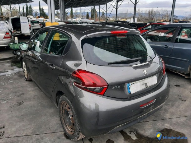 peugeot-208-12-puretech-83-active-big-2