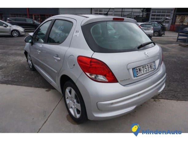 peugeot-207-207-phase-2-16-hdi-8v-turbo-big-2