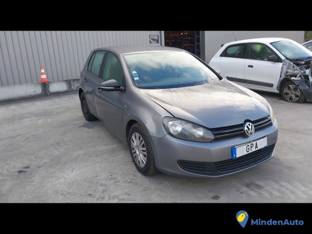 volkswagen-golf-vi-5k-16-tdi-105-gazole-big-2