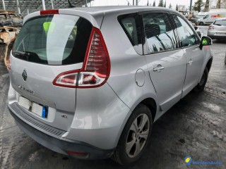 RENAULT SCENIC III 1.5 DCI 110