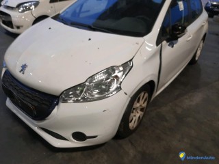 PEUGEOT 208 1.4 HDI