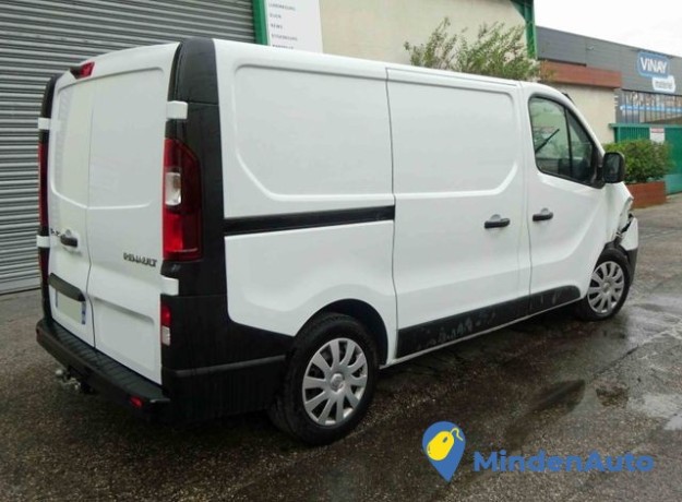 renault-trafic-16-dci-120-big-0