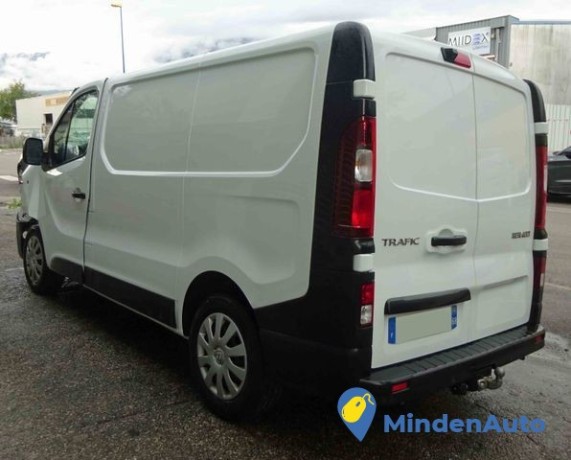 renault-trafic-16-dci-120-big-1