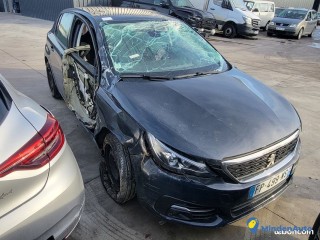 Peugeot 308 blue-hdi 130cv premium accidentée