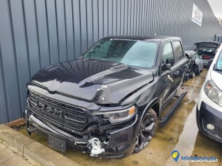 Dodge ram limited 5,7 v8 hemi accidentée