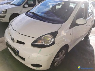 TOYOTA AYGO 1.0 VVT 70 CONNECT Réf : 320116 CARTE GRISE