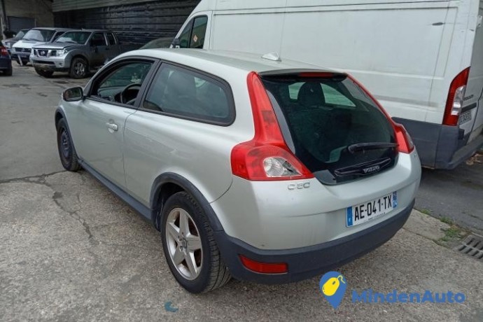 volvo-c30-16d-110-big-2