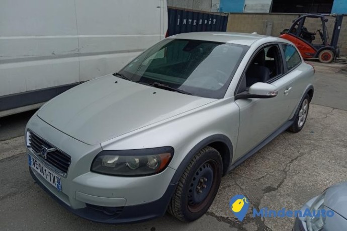 volvo-c30-16d-110-big-3