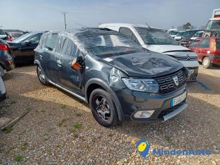 Dacia Sandero 0.9i TCe 90 / FJ042