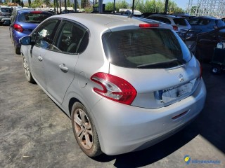 PEUGEOT 208 1.6 EHDI 115CH Réf : 321315 CARTE GRISE