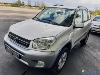 TOYOTA RAV4 II 2.0I VVTI 150 4X4 Réf : 319246