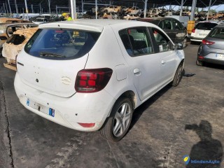 DACIA SANDERO II 1.5BLUEDCI 95 CONFORT // Réf : 322334