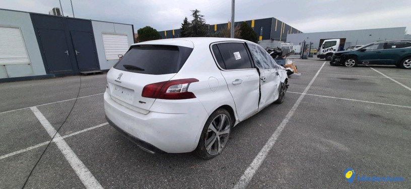 peugeot-308-ii-20-bluehdi-180-gt-line-big-1