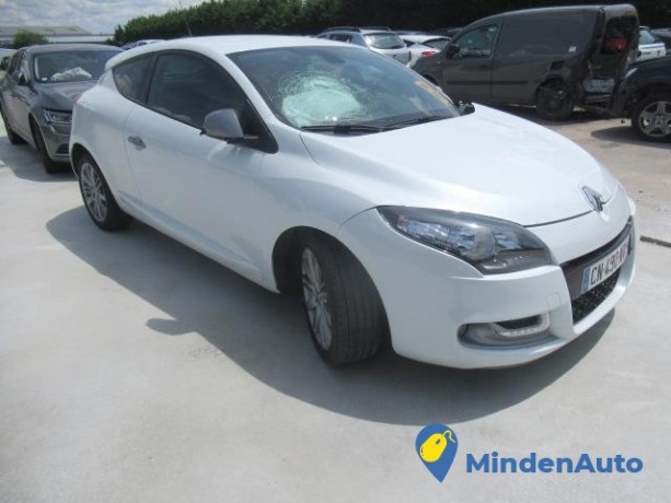 renault-megane-3-phase-2-coupe-big-0