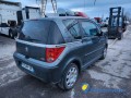 peugeot-1007-14l-hdi-70-small-2