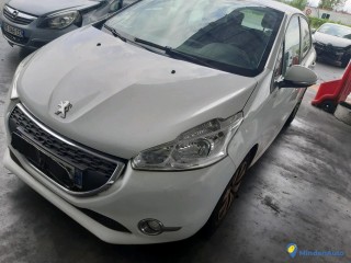 PEUGEOT 208 1.6 E-HDI 92 Réf : 326371