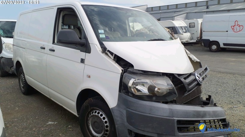 volkswagen-transporter-cc-530-zq-big-3