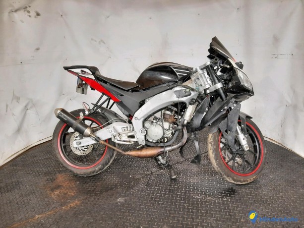 aprilia-rs4-50-essence-n332784-big-1