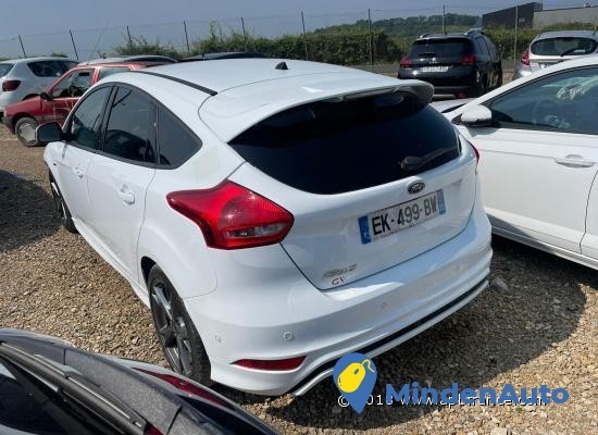 ford-focus-20-tdci-150-big-0