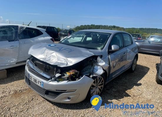 peugeot-308-16-bluehdi-100-ctte-big-2