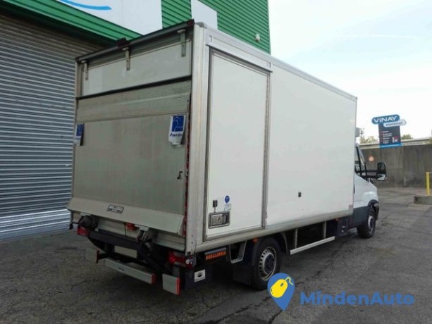 iveco-daily-35s16-caisse-hayon-bva-big-3