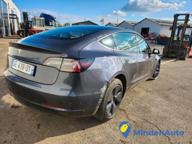 tesla-model-3-rwd-my21-autopilote-standard-plus-big-1