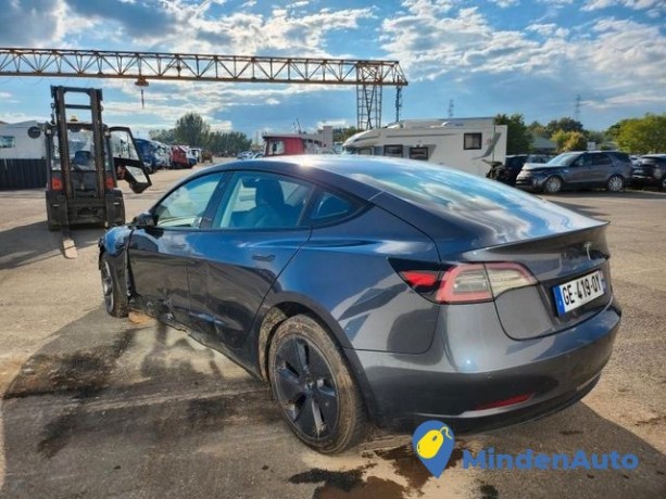 tesla-model-3-rwd-my21-autopilote-standard-plus-big-2