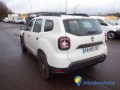 dacia-duster-12-tce-125ch-4x2-small-2