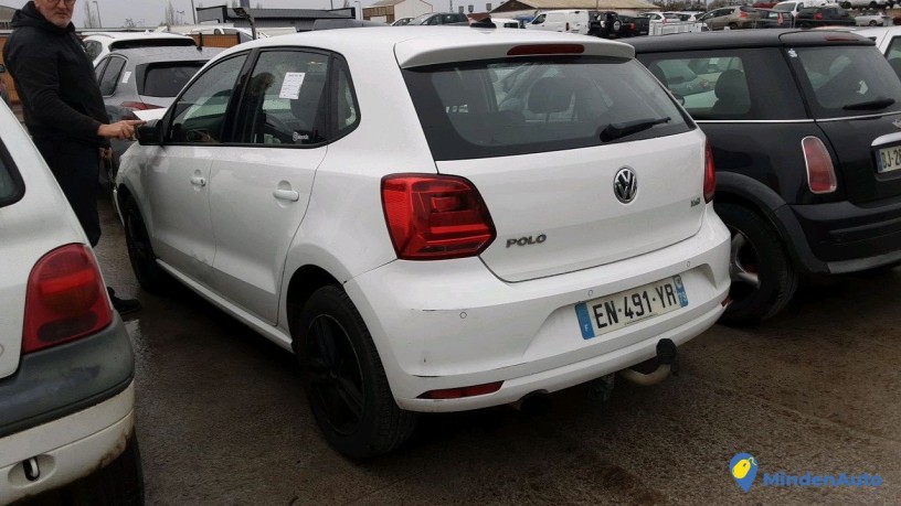 volkswagen-polo-en-491-yr-big-1