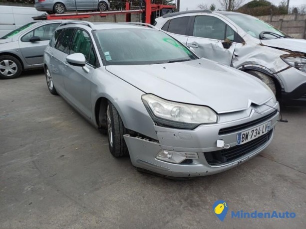 citroen-c5-2-break-12479477-big-2