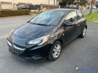 Opel corsa 70ch légèrement endommagé CARTE GRISE