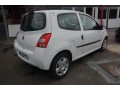 renault-twingo-2-small-7