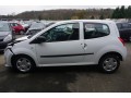 renault-twingo-2-small-10