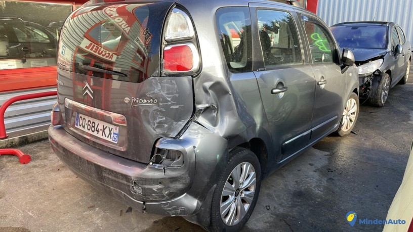 citroen-c3-picasso-phase-1-12188729-big-3