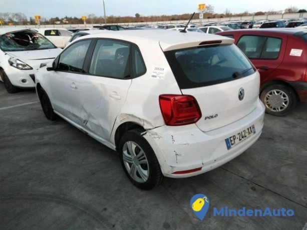 volkswagen-polo-v-trendline-big-2