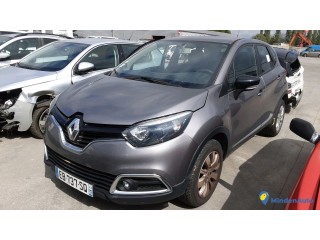 RENAULT   CAPTUR   EB-737-SQ