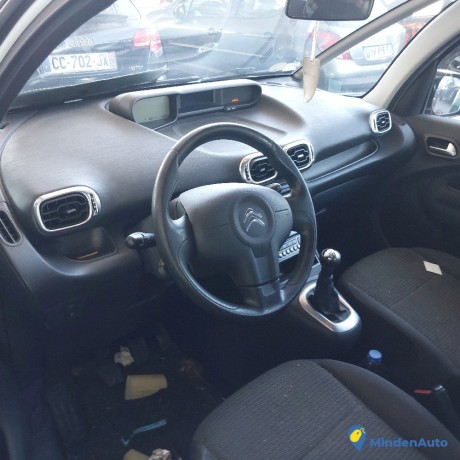 citroen-c3-picasso-16-hdi-92-gazole-big-4