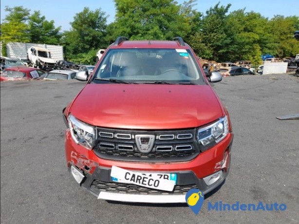 dacia-sandero-ii-phase-2-09-2016-05-2018-sandero-0-big-4