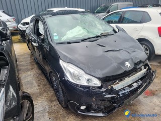 Peugeot 208 GTI 1,6 thp 16v accidentée